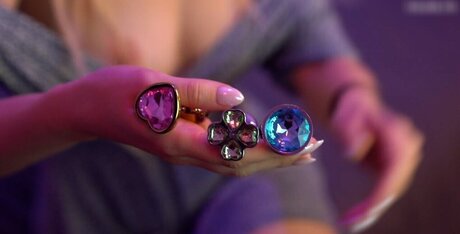 sevenkiss pornstar adult gallery