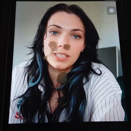 Cum Tributes pornstar nude picture