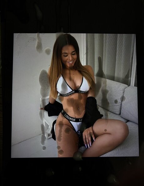 Cum Tributes porn actress photo