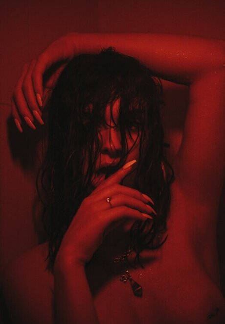 Emeline Faure beautiful actress img