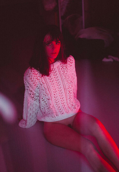 Emeline Faure hd pornstar image