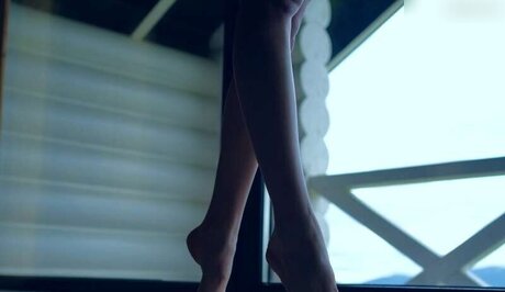 eva oopsy sexy model photo