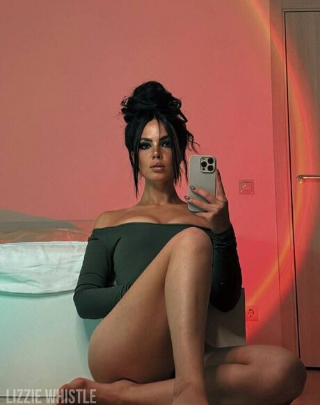 black onlyfans naked pictures