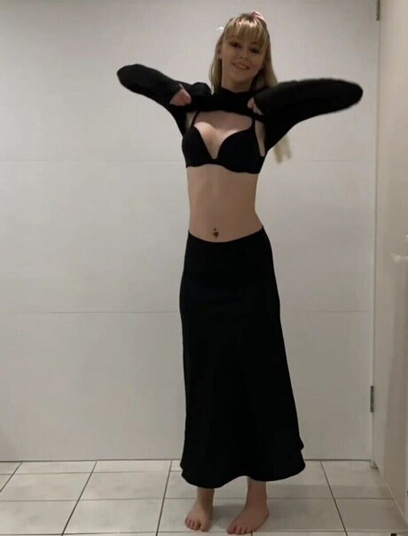 Bridget Williams hot star photo