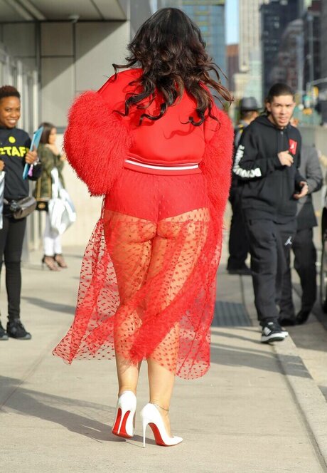 Dascha Polanco model naked img