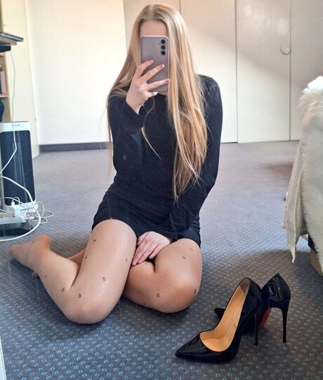 Mytightfashion pretty pornstar pictures