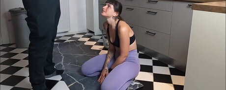 shemale handjob onlyfans nice picture