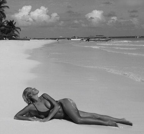 redhead skinny onlyfans free sex images