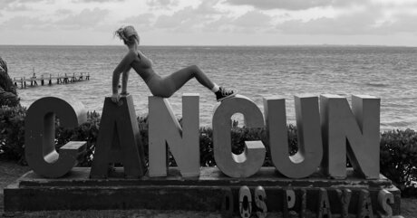 cum selfie onlyfans sexy photo