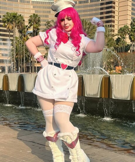 Aretteepls star nude galleries