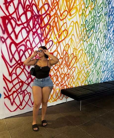 Queen Naija star free image