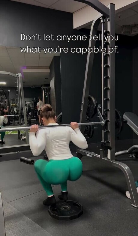 Leona Maronn adult star pic