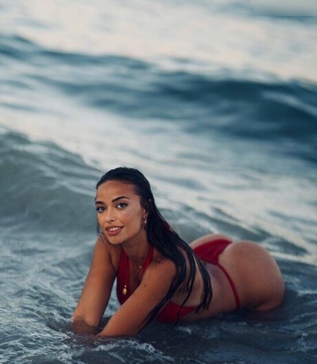 Camilla Nkenke model adult images