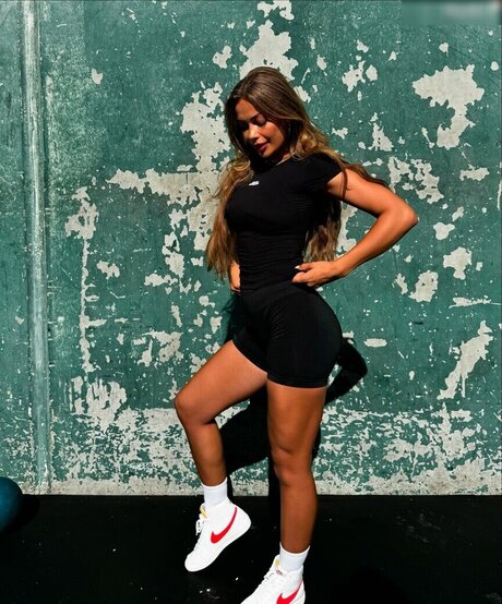 Camilla Nkenke naked model pictures