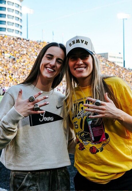 heluvstikax sexy star gallery