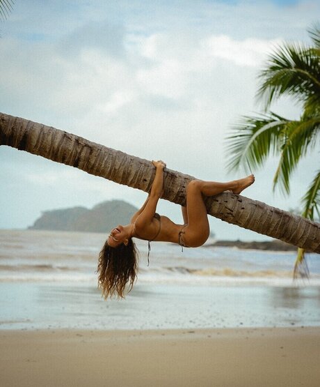 curvy muscle onlyfans art nude photos