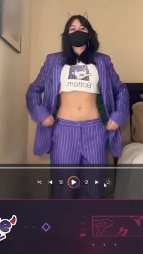 Akuma Nihmune star free pics