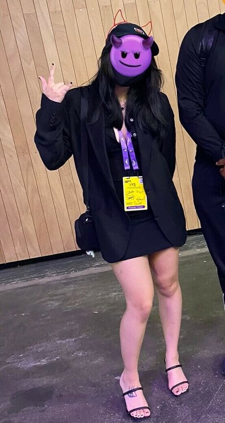 Akuma Nihmune model erotic photos