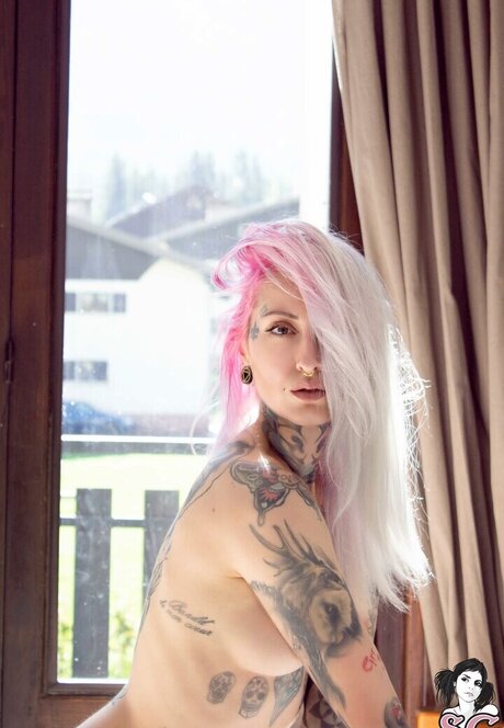 gladycesuicide pornstar hot images