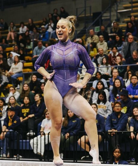 Kielyn Mccright Clemson model nice photo