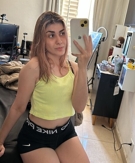 lorak al erotic model img