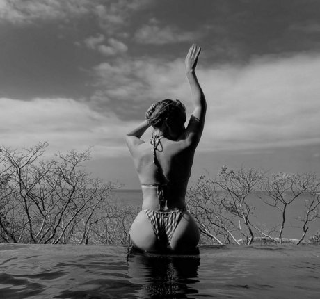 Emily Osment pornstar high quality images