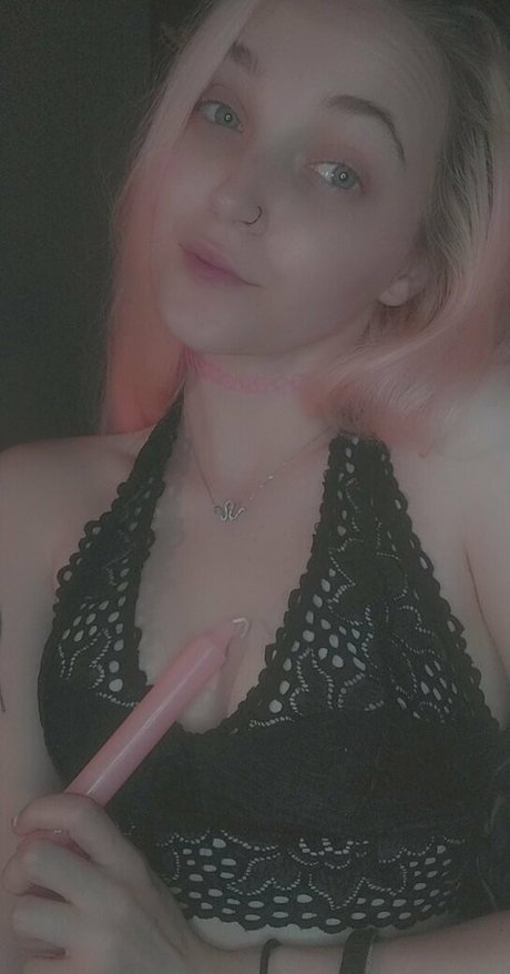 kushgirlxxfree exclusive model images