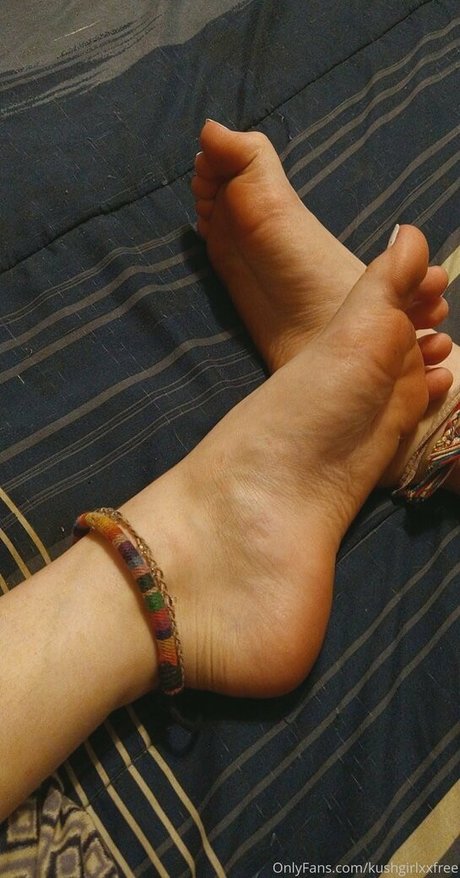 kushgirlxxfree pornstar perfect pictures