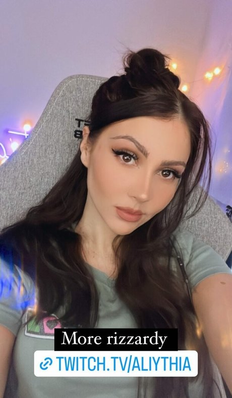 Aliythia model nice image