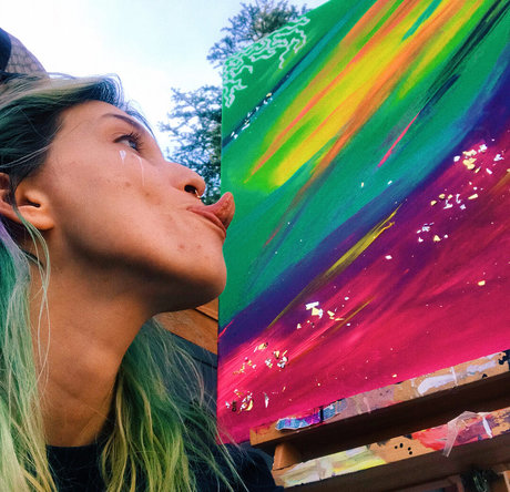 Dani Thorne pretty model images