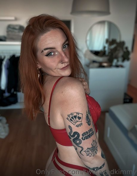 Towfacedkimmy adult model pictures