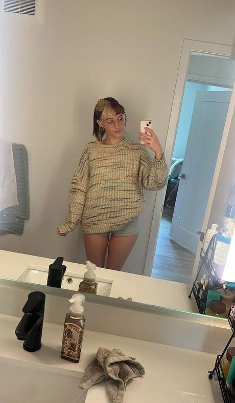 Allycxt pornographic model images