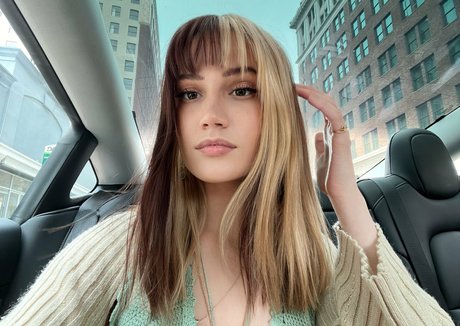 Allycxt star nude image