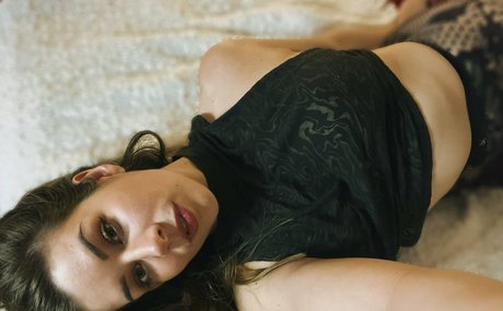 Elspeth Eastman pornstar pretty img