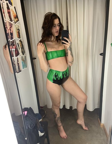 allieoops nudes star gallery