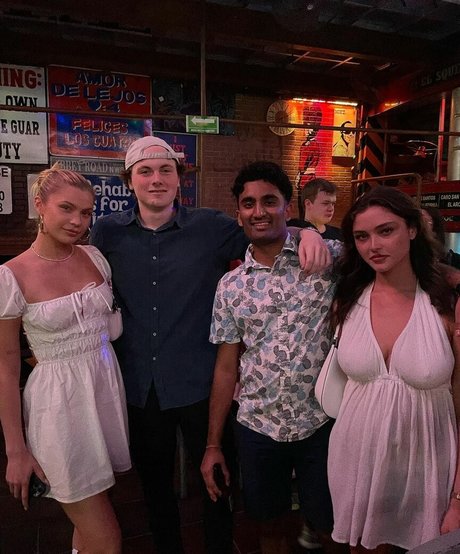 tranny onlyfans beautiful xxx photo