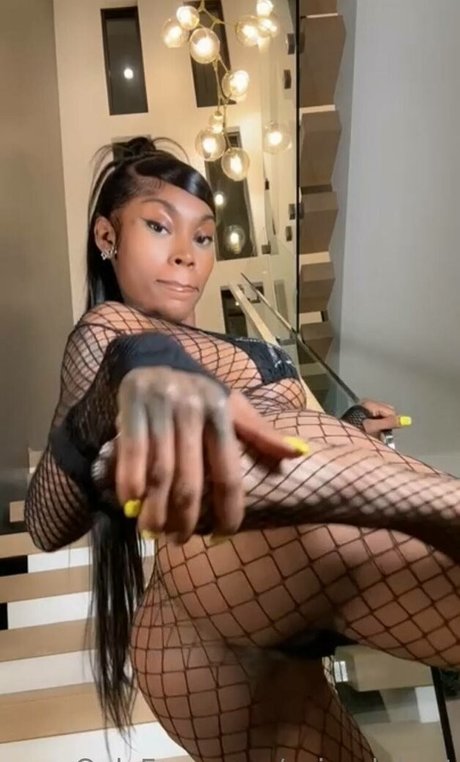 Asian Doll pornstar archive