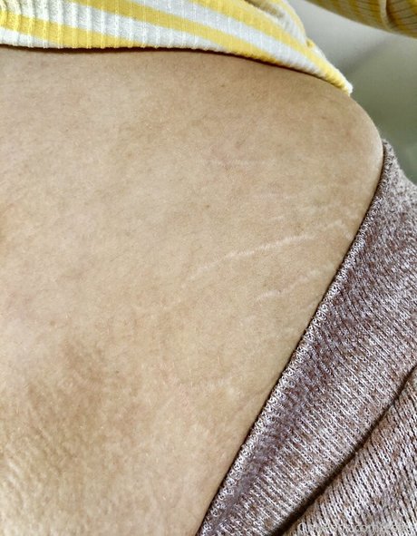 eatee hot model picture