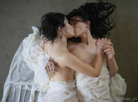 kae yli high quality model pic