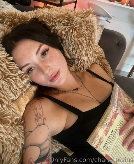 charlottesins xxx pornstar pics