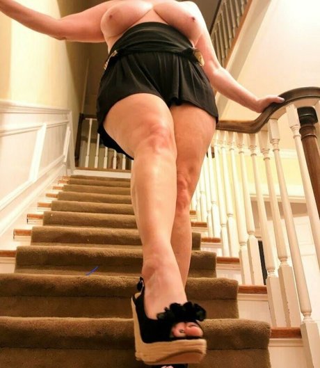 Susan 36DDD VIP pretty star pic