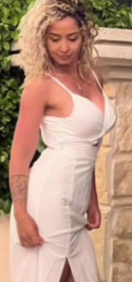 lauratavora model nice image