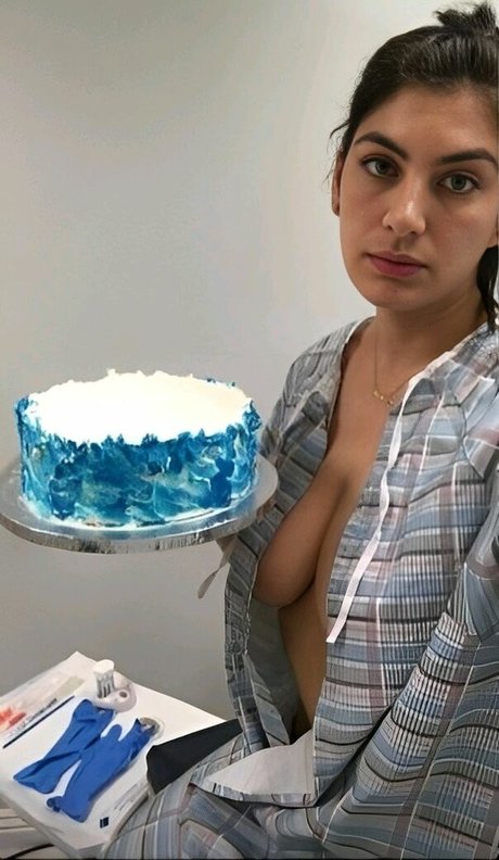 Ariana Basseri star naked galleries