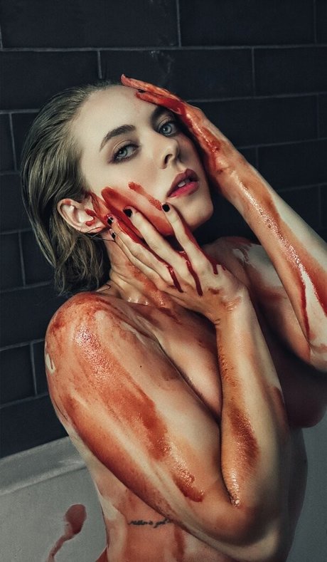 Kirsten Ria exclusive pornstar galleries