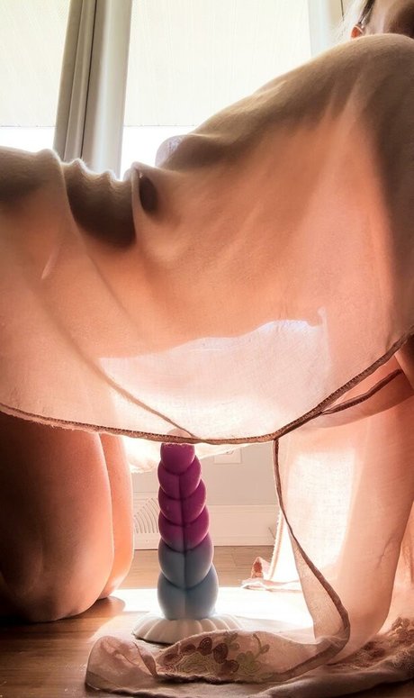 ButterflyYogaVIP model porn pictures