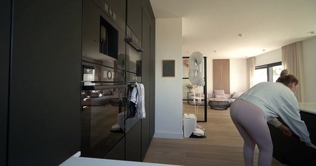 Maren Wolf star adult img