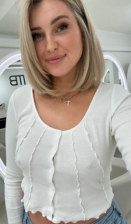 Maren Wolf nudes model galleries