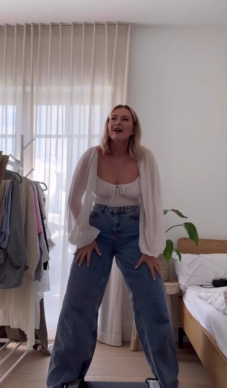 gay young onlyfans sexy naked image