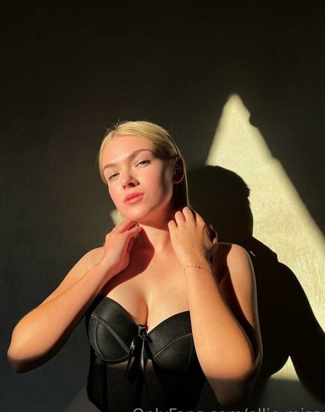 elliemiss adult star picture