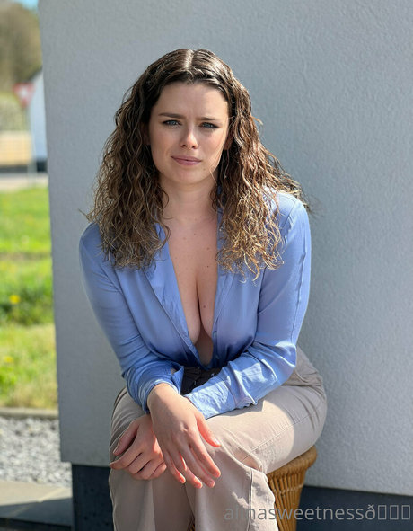 linaliciouss porn model archive